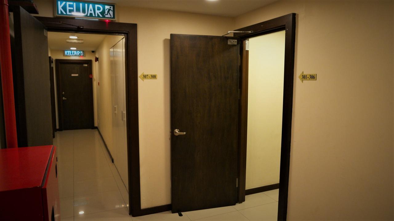 Transit Hotel Labuan Extérieur photo